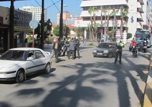 Antalya Caddelerinde Trafik Denetimi