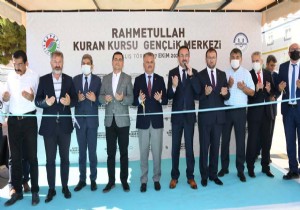 Vali Ersin Yazıcı, Rahmetullah Kur’an Kursu, Gençlik Merkezi açılışını gerçekleştirdi.