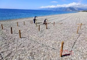 Konyaaltı Sahilinde Sosyal Mesafeye Uygun Yeni Plaj Dönemi Hazırlanıyor