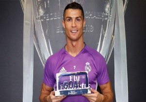 Ronaldo Dnyann En yi Futbolcusu Seildi