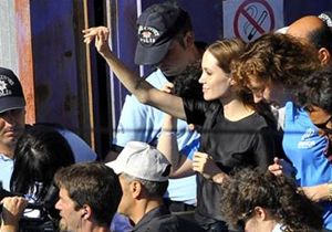 Angelina Jolie: Trk Kahvesini ok Seviyorum