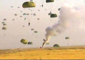ABD Askerleri ve YPG liler Rakka Yaknlarna Birlikte ndirme Yaptlar