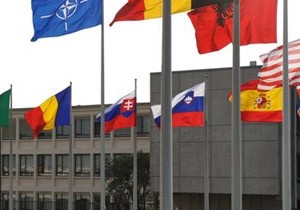 NATO Genel Denetisi Chandelon Aracnda l Bulundu
