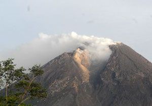 Endonezyada Volkan Patlamas : 20 Yaral