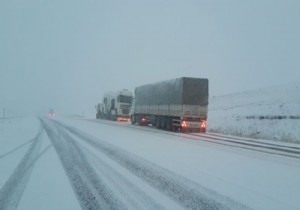 zmir-stanbul Yolu Trafie Kapand