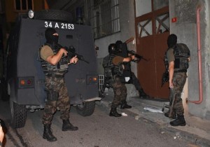 İstanbul da 90 Adrese Eş Zamanlı Operasyon