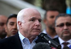 Senatr John McCain den Bakan Obama ya ar