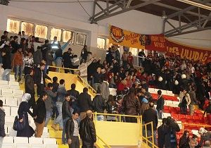 Kavgann Faturas Galatasaray a Ar Oldu