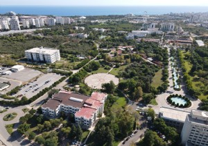 Akdeniz Üniversitesi dünyanın en yeşil 40 üniversitesi arasına girdi