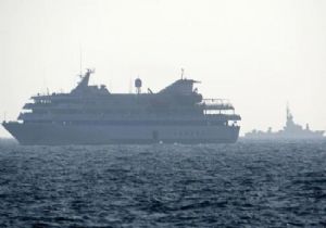 srail askerleri yine Gazze gemilerine kt