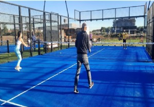 Dnyaca nl Padel Tenisi kortlar Demealtnda   Camp D Padel Spor Tesislerinde