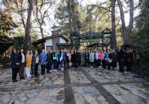 ​Türkiye’deki kadın rektör ve rektör yardımcıları buluşması Antalya da gerçekleşti