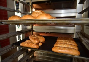 Kepez Belediyesinden  lyak hastalarna gltensiz ekmek