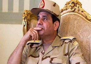 General Sisi den Uyar