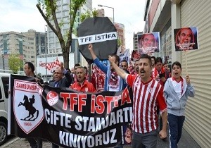 Samsunspor Taraftarlar TFF Ynetimini stifaya ard