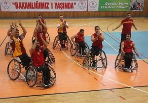 Tekerlekli Sandalye Basketbol Sper Ligi nde Heyecan Sryor