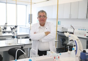 Prof. Dr. Ali Ünyayar, Hindistanda acil kullanım izni alan  ilk plazmid DNA aşısısı anlattı