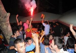 Antalya da Galatasaray n kupa sevinci 