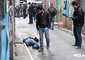 Beyolu nda Polis Memuruna nfaz