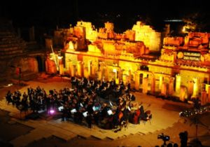 Berlin Filarmoni, Efes antik tiyatrosunda