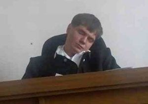 Rusya da Durumada Uyuyan Hakim ten Atld