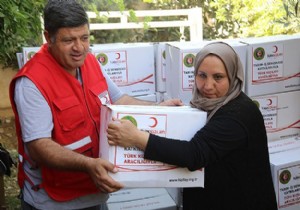 Türk Kızılayı ndan Irak taki Türkmenlere Gıda Yardımı