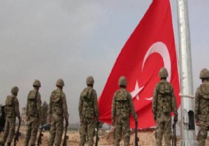 Kobani Snrnda Dev Trk Bayra Gndere ekildi