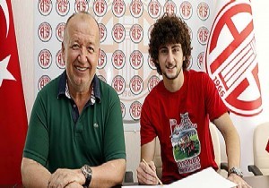 Ouz Matarac Antalyaspor a Transfer Oldu