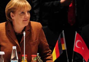 Merkel den Ziyareti ncesi Trkiye Aklamas