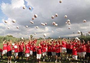 Manavgat ta Yaz Futbol Okulu Sona Erdi