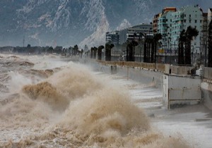 Meteoroloji Antalya İçin Fırtına ve Yağış  Uyarısı Yaptı