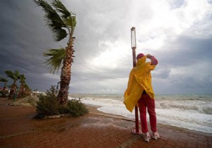 Meteoroloji den iddetli Ya ve Frtna Uyars