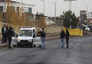 Diyarbakr da Polis Aracna Silahl Saldr