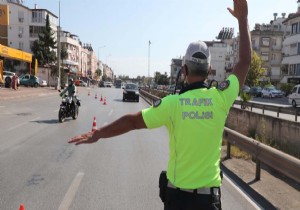 Antalya da Kurallara Uymayan Yand ,Trafik de Sk Denetim