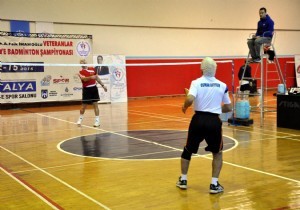 Veteranlar Trkiye Badminton ampiyonas Antalya da Balad