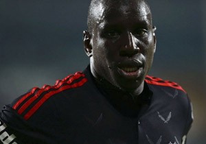 Demba Ba dan Trkiye ye Anlaml Destek