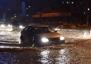 Mersin de Okullar Tatil Edildi