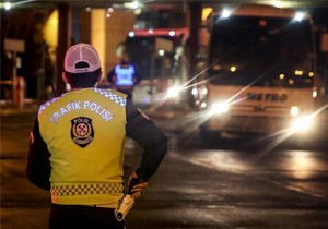 Yolcu Otobslerinde Sivil Trafik Polisi Dnemi