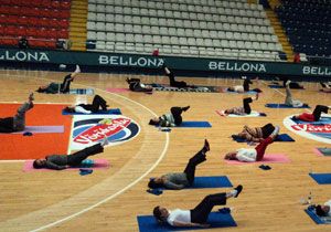 cretsiz Pilates Kursuna Kadnlardan Youn lgi