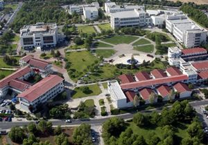 Dou Akdeniz niversitesi Satlyor!