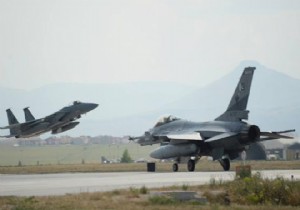 ABD 6 Adet F15 i ncirlik e Gnderdi