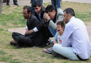 Antalya da Otomobil alev ald: ki ocuktan biri ld