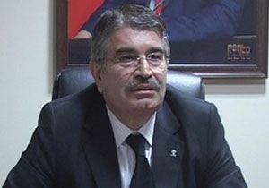 ileri Bakan ahinden Aklama