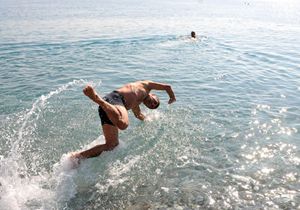 Antalya Yaza Erken Girdi