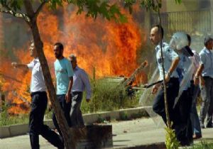 Isparta da ki aile kavga etti: 1 l 4 yaral