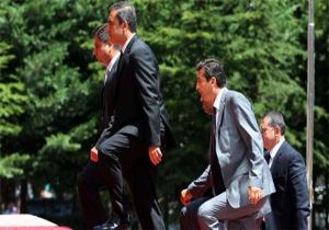 Babakanlkta Hseyin Aygn  zirvesi 