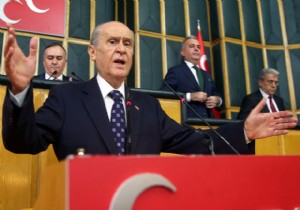 MHP Genel Bakan Baheli den Aklamalar