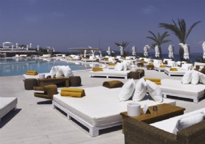 Bodrumdan Nikki Beach  ayrlyor, yerine Hilton LXR geliyor