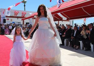 Hanmlarn El Emei rnleri Sergide 