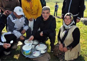 Abdullah Gl, Baba Ocanda Hasret Giderdi